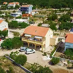 Apartman Ante By Interhome