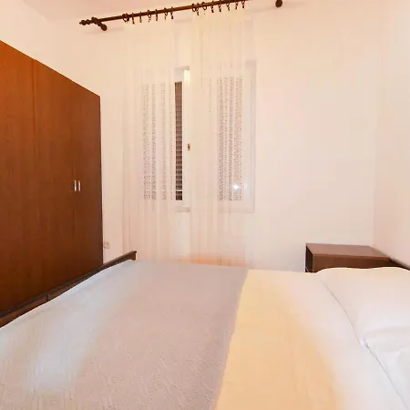 Ante By Interhome Lejlighed Maslenica